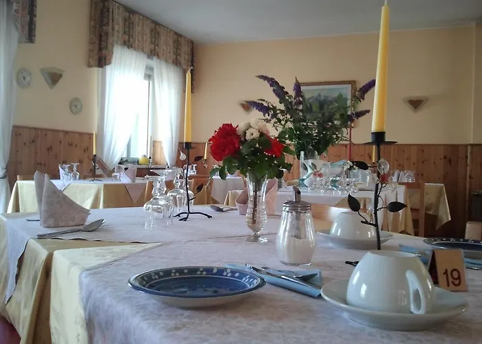 Hotel Serena *
