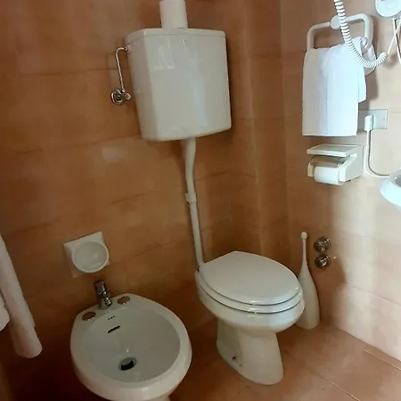 Hotel Serena *